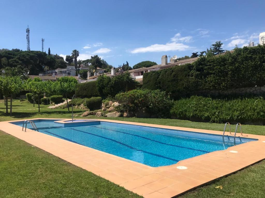 Vila Casita Blanca Con Fibra Optica Y Piscina Cominutaria Tossa de Mar Exteriér fotografie